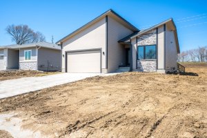 A picture of a geometric home built by Kruse Development in Central Iowa.